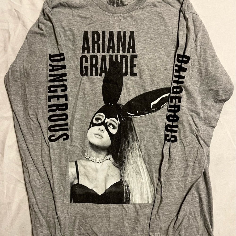 Ariana Grande long sleeve tee